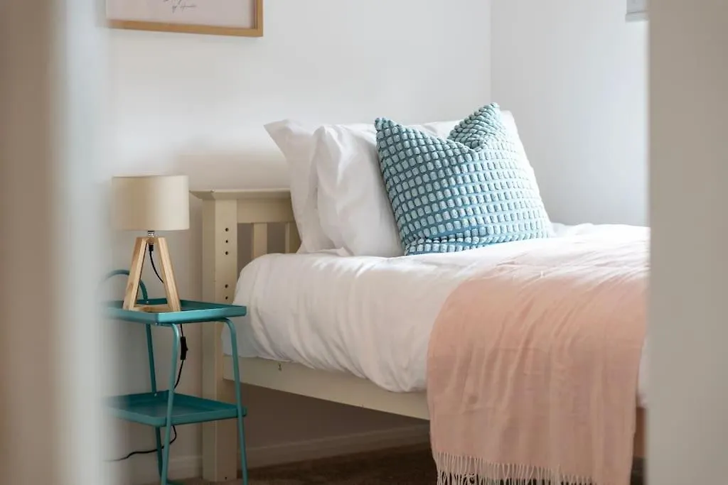 Veitch Gardens - Perfect Spot To Explore Exeter Holiday home
